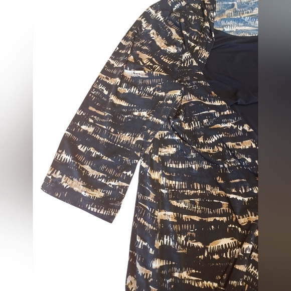 Connected Apparel Black and Cream Abstract Blouse - Picture 4 of 6